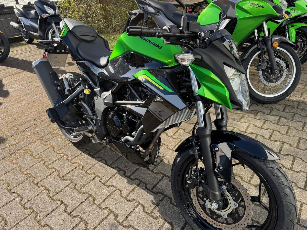Kawasaki Z125